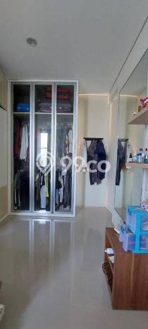 Rumah Luas Asri 3 KT Siap Huni di Citraland Surabaya Rumah Luas Asri 3 KT Siap Huni di Citraland Surabaya