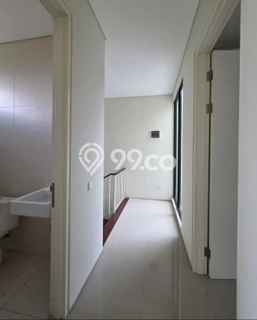 Disewakan! Rumah 4 Kamar Tidur &
4 Kamar Mandi di Citraland, Surabaya Disewakan! Rumah 4 Kamar Tidur &
4 Kamar Mandi di Citraland, Surabaya