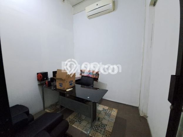 Ruko Usaha Dijual di Sawangan Depok LT 75m2 & LB 60m2 Ruko Usaha Dijual di Sawangan Depok LT 75m2 & LB 60m2