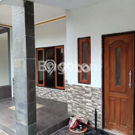 Rumah Modern Cantik 6 KT Siap Huni di Bekasi Barat Rumah Modern Cantik 6 KT Siap Huni di Bekasi Barat