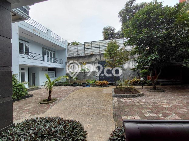 Hunian Mewah LB 800m2 Siap Huni Desain Elegan di Pasteur, Bandung Hunian Mewah LB 800m2 Siap Huni Desain Elegan di Pasteur, Bandung