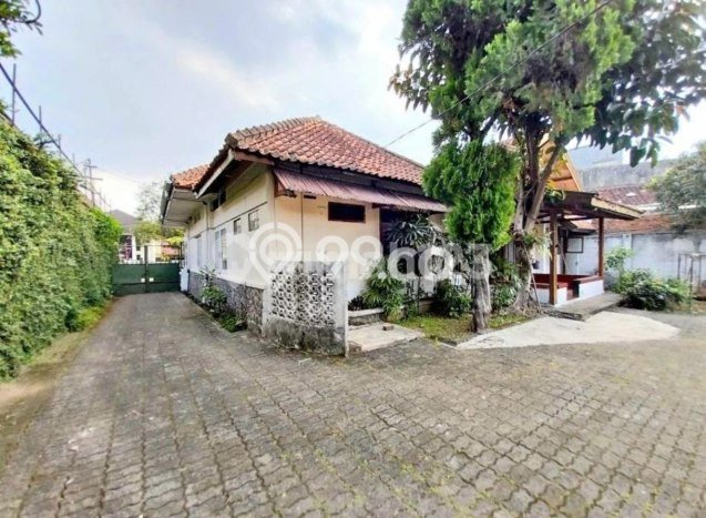 Rumah Elit Modern Tanpa Renovasi di Riau Bandung Rumah Elit Modern Tanpa Renovasi di Riau Bandung