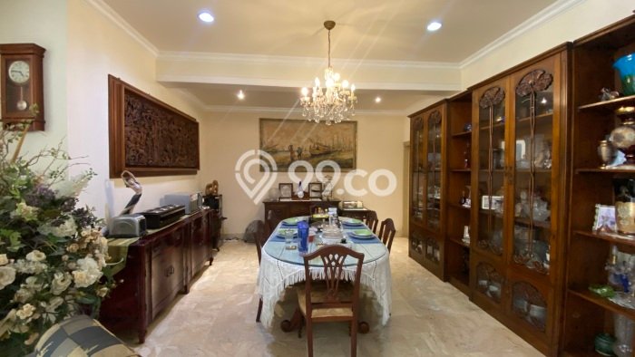 Rumah Luxury Modern Tanpa Renovasi di Kemang Jakarta Selatan Rumah Luxury Modern Tanpa Renovasi di Kemang Jakarta Selatan