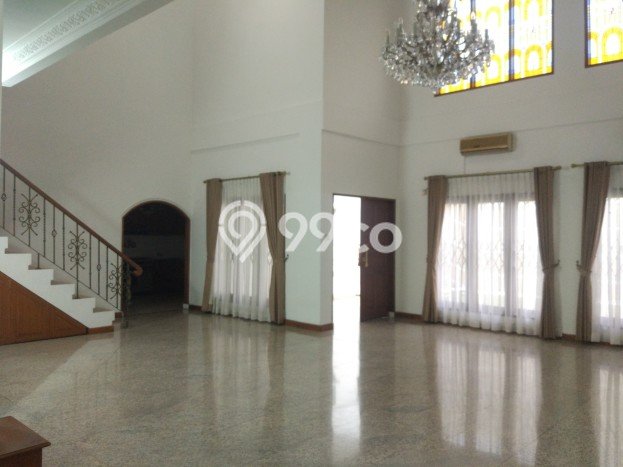 Hunian Modern Disewakan di Kebayoran Baru Jakarta Selatan Area Sangat Strategis Hunian Modern Disewakan di Kebayoran Baru Jakarta Selatan Area Sangat Strategis