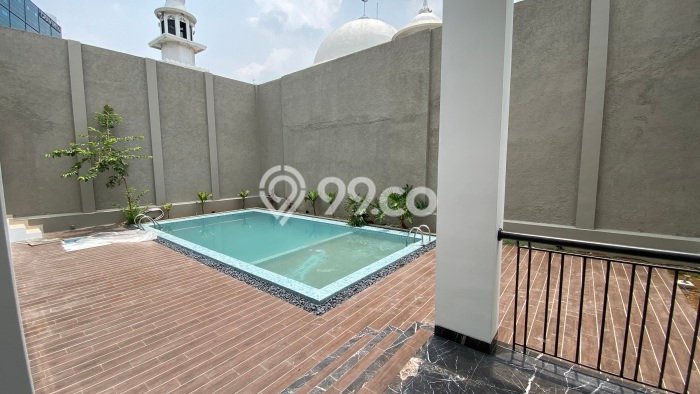 Ready to Use! Premium House LT 700m2 Desain Modern di Kuningan Ready to Use! Premium House LT 700m2 Desain Modern di Kuningan
