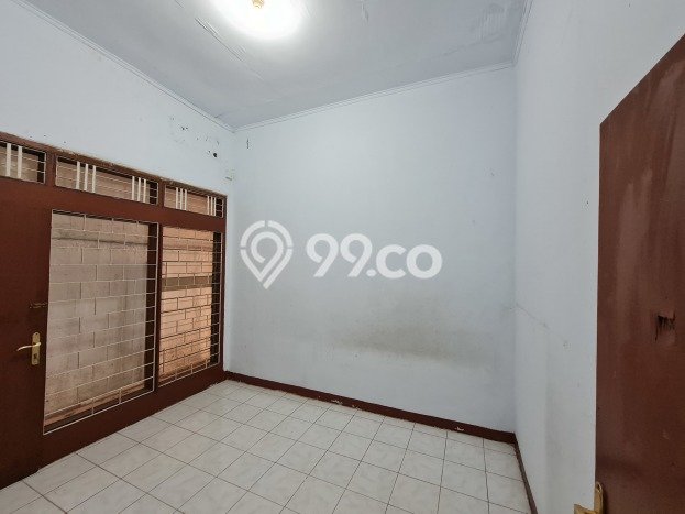 Dijual Hunian Mewah dengan Fasilitas Sekitar Komplit di Kebayoran Lama, Jakarta Selatan Dijual Hunian Mewah dengan Fasilitas Sekitar Komplit di Kebayoran Lama, Jakarta Selatan