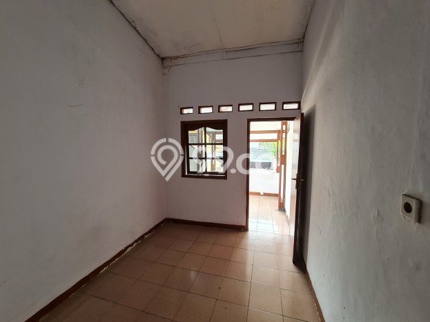 Dijual Hunian Mewah dengan Fasilitas Sekitar Komplit di Kebayoran Lama, Jakarta Selatan Dijual Hunian Mewah dengan Fasilitas Sekitar Komplit di Kebayoran Lama, Jakarta Selatan