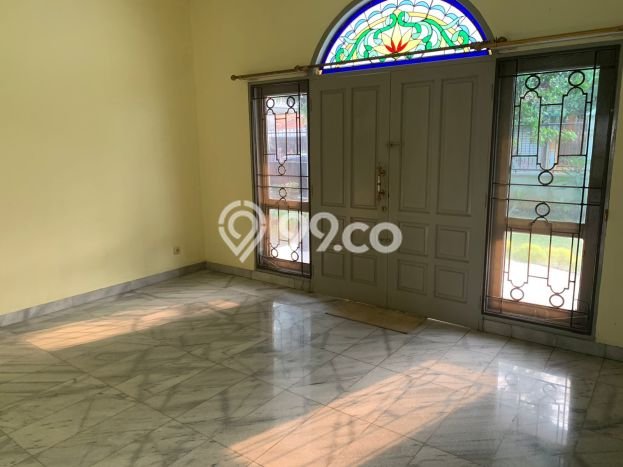 Hunian Mewah LB 350m2 Siap Huni Desain Elegan di Petukangan, Jakarta Selatan Hunian Mewah LB 350m2 Siap Huni Desain Elegan di Petukangan, Jakarta Selatan