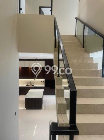 Hunian Mewah LB 350m2 Siap Huni Desain Elegan di Bintaro, Tangerang Selatan Hunian Mewah LB 350m2 Siap Huni Desain Elegan di Bintaro, Tangerang Selatan