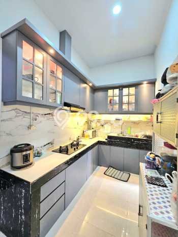 Rumah Elit Modern Siap Huni di Bintaro Tangerang Selatan Rumah Elit Modern Siap Huni di Bintaro Tangerang Selatan