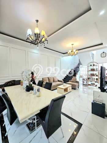 Rumah Elit Modern Siap Huni di Bintaro Tangerang Selatan Rumah Elit Modern Siap Huni di Bintaro Tangerang Selatan