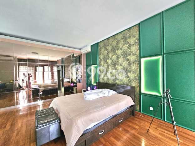 Dijual Rumah Luas Elegan Dengan View Eksklusif di Bintaro, Tangerang Selatan Dijual Rumah Luas Elegan Dengan View Eksklusif di Bintaro, Tangerang Selatan