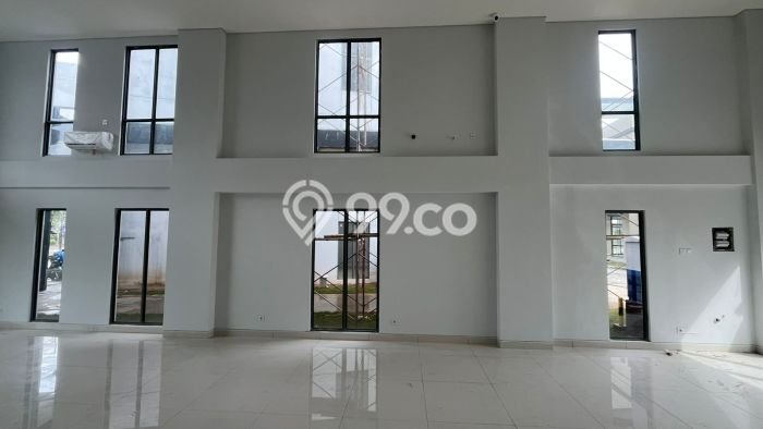 Unit Ruko Dijual di Tangerang LT 108m2 & LB 325m2 Unit Ruko Dijual di Tangerang LT 108m2 & LB 325m2