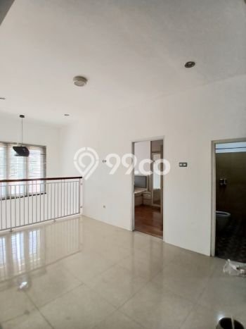 Dijual Hunian Rumah Nyaman 4 Kamar di Graha Raya, Tangerang Selatan Dijual Hunian Rumah Nyaman 4 Kamar di Graha Raya, Tangerang Selatan