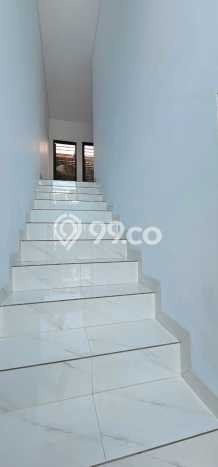 Rumah Modern 4 KT di Bintaro Tangerang Selatan Unfurnished Rumah Modern 4 KT di Bintaro Tangerang Selatan Unfurnished