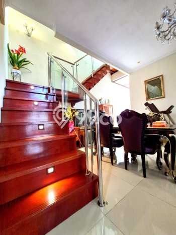 Dijual Rumah Mewah Elegan Dengan View Cantik di Bintaro, Tangerang Selatan Dijual Rumah Mewah Elegan Dengan View Cantik di Bintaro, Tangerang Selatan