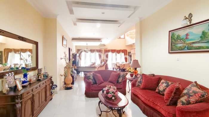 Best Deal Hunian Premium Ideal dan Luas di Menteng, Jakarta Pusat Best Deal Hunian Premium Ideal dan Luas di Menteng, Jakarta Pusat
