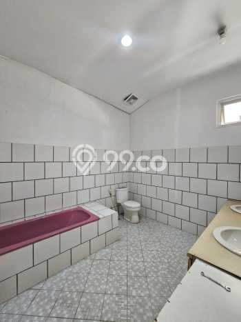 Rumah Luxury Modern Tanpa Renovasi di Bintaro Jakarta Selatan Rumah Luxury Modern Tanpa Renovasi di Bintaro Jakarta Selatan