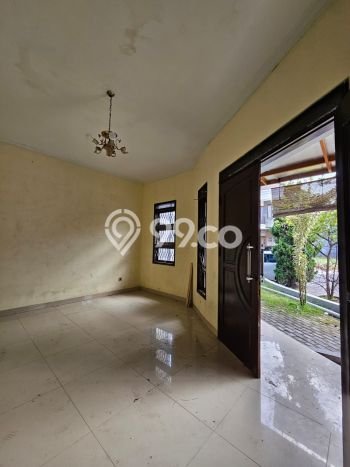 Rumah Elit LB 200m2 Siap Huni Desain Elegan di Singgasana, Bandung Rumah Elit LB 200m2 Siap Huni Desain Elegan di Singgasana, Bandung