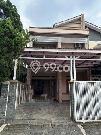 Rumah Luas Asri 4 KT Siap Huni di Singgasana Bandung Rumah Luas Asri 4 KT Siap Huni di Singgasana Bandung