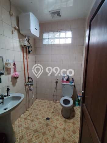 Peluang Investasi! Kost Dijual di Andir, Bandung, 12 KT, 6 KM, Luas 345m2 Peluang Investasi! Kost Dijual di Andir, Bandung, 12 KT, 6 KM, Luas 345m2