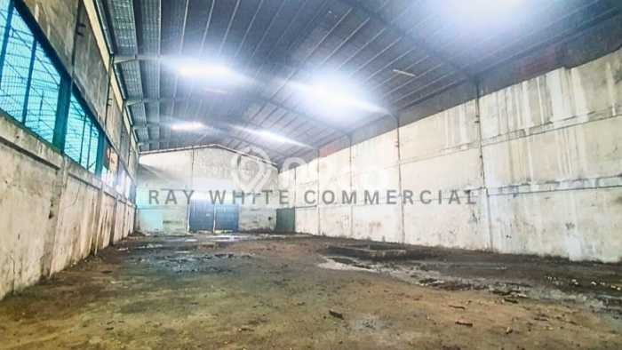 Pabrik Bagus LT 10m2 LB 4m2 Dijual di Cibinong Bogor Pabrik Bagus LT 10m2 LB 4m2 Dijual di Cibinong Bogor