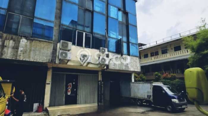 Unit Ruko Dijual di Tangerang LT 64m2 & LB 200m2 Unit Ruko Dijual di Tangerang LT 64m2 & LB 200m2