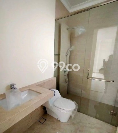 Ready to Use! Luxury House LT 425m2 Desain Elegan di Intercon Ready to Use! Luxury House LT 425m2 Desain Elegan di Intercon