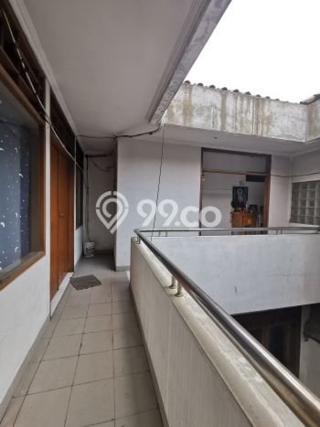 Rumah Luxury Modern Tanpa Renovasi di Cideng Jakarta Pusat Rumah Luxury Modern Tanpa Renovasi di Cideng Jakarta Pusat