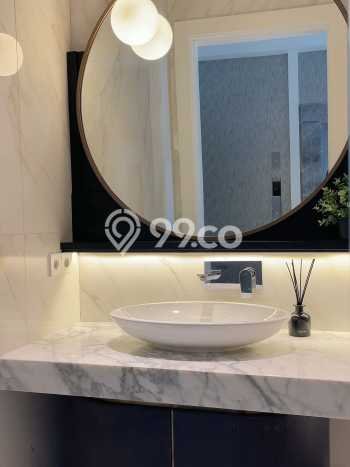 Jual Rumah Luas Elegan Dengan View Cantik di Alam Sutera, Tangerang Jual Rumah Luas Elegan Dengan View Cantik di Alam Sutera, Tangerang
