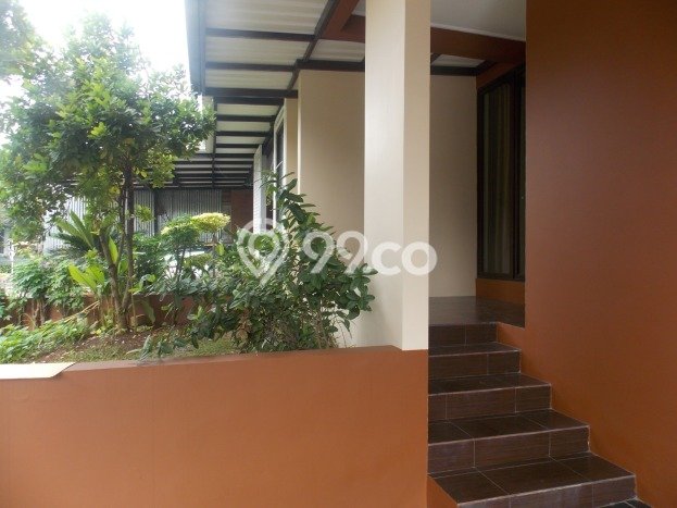 Rumah Luxury Modern Siap Huni di Bintaro Tangerang Selatan Rumah Luxury Modern Siap Huni di Bintaro Tangerang Selatan