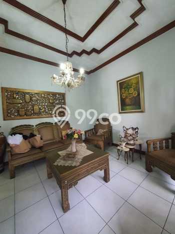 Rumah Luxury Modern Tanpa Renovasi di Buah Batu Bandung Rumah Luxury Modern Tanpa Renovasi di Buah Batu Bandung
