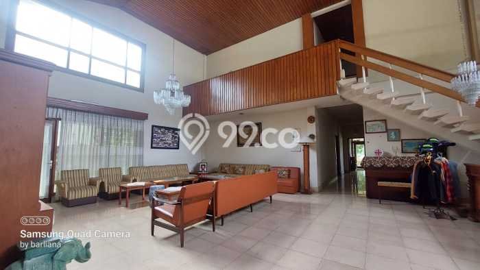 Jual Rumah Mewah Megah Dengan View Eksklusif di Hegarmanah, Bandung Jual Rumah Mewah Megah Dengan View Eksklusif di Hegarmanah, Bandung