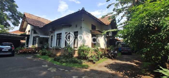 Jual Rumah Mewah Megah Dengan View Cantik di Buah Batu, Bandung Jual Rumah Mewah Megah Dengan View Cantik di Buah Batu, Bandung