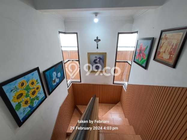 Hunian Elit LB 130m2 Siap Pakai Desain Elegan di Kota Baru Parahyangan, Bandung Hunian Elit LB 130m2 Siap Pakai Desain Elegan di Kota Baru Parahyangan, Bandung