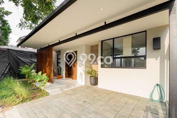 Rumah Elit Modern Siap Huni di Kota Baru Parahyangan Bandung Rumah Elit Modern Siap Huni di Kota Baru Parahyangan Bandung