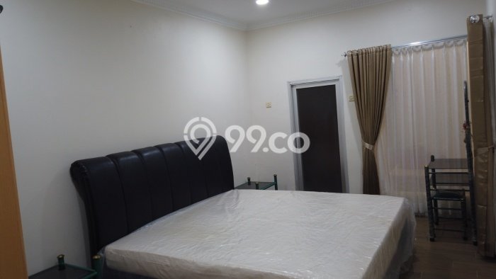 Jarang Ada! Rumah Sewa 5 Kamar Nyaman Siap Huni Kota Baru Parahyangan Jarang Ada! Rumah Sewa 5 Kamar Nyaman Siap Huni Kota Baru Parahyangan
