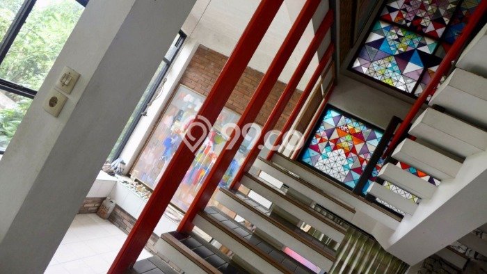 Jual Rumah Luas Elegan Dengan View Eksklusif di Dago Pakar, Bandung Jual Rumah Luas Elegan Dengan View Eksklusif di Dago Pakar, Bandung