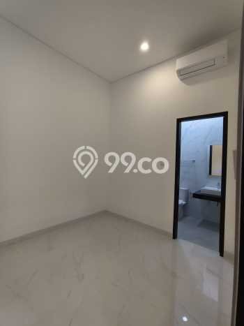 Rumah Elit LB 350m2 Siap Pakai Desain Elegan di Sektor 9-Bintaro, Tangerang Selatan Rumah Elit LB 350m2 Siap Pakai Desain Elegan di Sektor 9-Bintaro, Tangerang Selatan