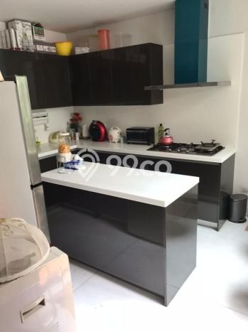 Rumah Mewah LB 474m2 Siap Pakai Desain Elegan di Simprug, Jakarta Selatan Rumah Mewah LB 474m2 Siap Pakai Desain Elegan di Simprug, Jakarta Selatan