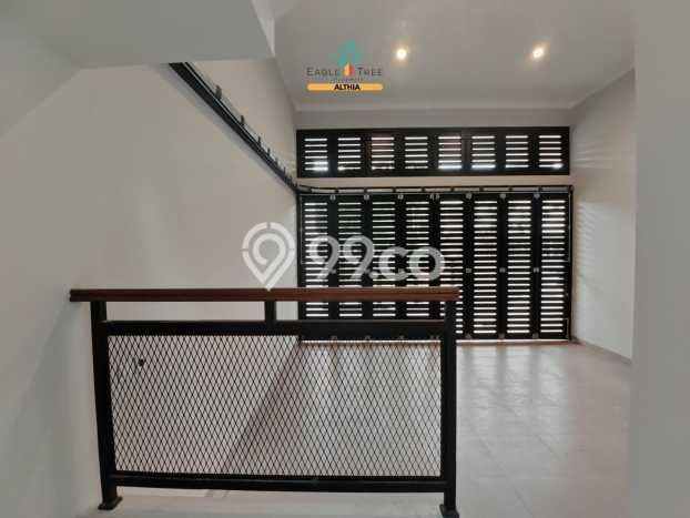 Rumah Elit Modern Siap Huni di Sektor 9-Bintaro Tangerang Selatan Rumah Elit Modern Siap Huni di Sektor 9-Bintaro Tangerang Selatan