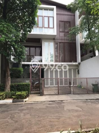 Rumah Mewah LB 474m2 Siap Pakai Desain Elegan di Simprug, Jakarta Selatan Rumah Mewah LB 474m2 Siap Pakai Desain Elegan di Simprug, Jakarta Selatan