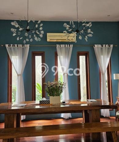 Hunian Mewah LB 1000m2 Siap Huni Desain Elegan di Pondok Indah, Jakarta Selatan Hunian Mewah LB 1000m2 Siap Huni Desain Elegan di Pondok Indah, Jakarta Selatan