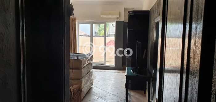 Rumah Luxury Modern Siap Huni di Pondok Indah Jakarta Selatan Rumah Luxury Modern Siap Huni di Pondok Indah Jakarta Selatan