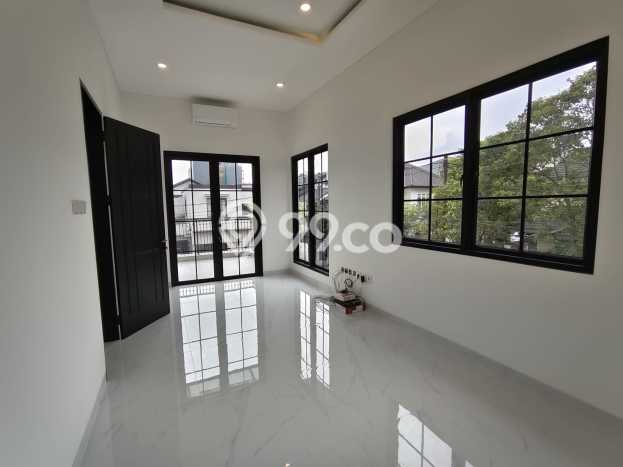 Rumah Elit LB 350m2 Siap Pakai Desain Elegan di Sektor 9-Bintaro, Tangerang Selatan Rumah Elit LB 350m2 Siap Pakai Desain Elegan di Sektor 9-Bintaro, Tangerang Selatan
