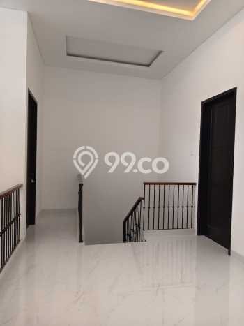 Rumah Elit LB 350m2 Siap Pakai Desain Elegan di Sektor 9-Bintaro, Tangerang Selatan Rumah Elit LB 350m2 Siap Pakai Desain Elegan di Sektor 9-Bintaro, Tangerang Selatan