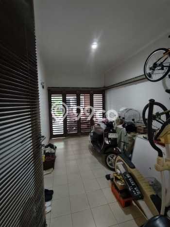 Jual Rumah Luas Elegan Dengan View Eksklusif di Sektor 9-Bintaro, Tangerang Selatan Jual Rumah Luas Elegan Dengan View Eksklusif di Sektor 9-Bintaro, Tangerang Selatan