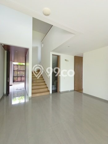 INVESTASI POTENSIAL! Vila di , Area 450m2m², Lingkungan Prima INVESTASI POTENSIAL! Vila di , Area 450m2m², Lingkungan Prima