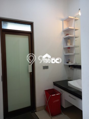 Hot Offer Hunian Mewah Ideal dan Luas di Banyumanik, Semarang Hot Offer Hunian Mewah Ideal dan Luas di Banyumanik, Semarang