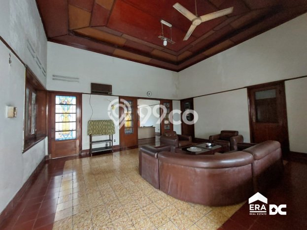 Dijual Rumah Premium dengan Fasilitas Sekitar Lengkap di Semarang Tengah, Semarang Dijual Rumah Premium dengan Fasilitas Sekitar Lengkap di Semarang Tengah, Semarang